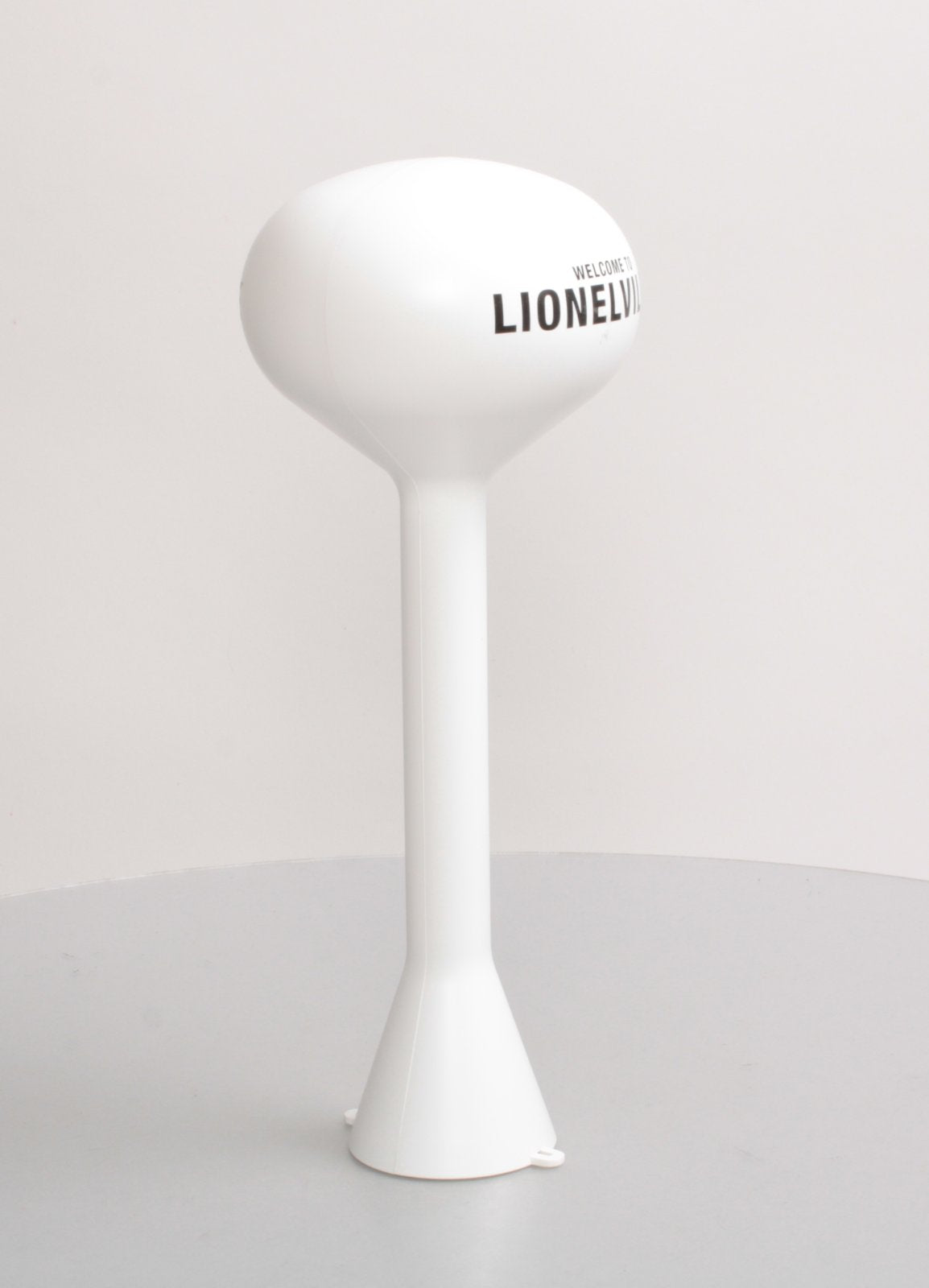 Lionel 6-14220 O Lionelville Water Tower NIB