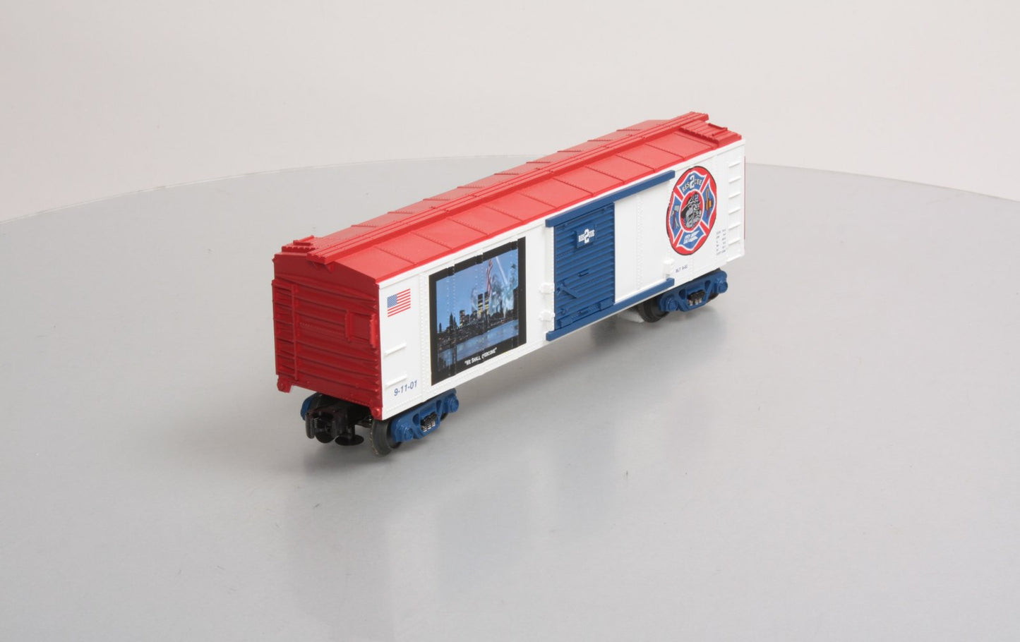 MTH 30-74087 O Gauge Rescue 2 - NY Skyline Boxcar LN/Box