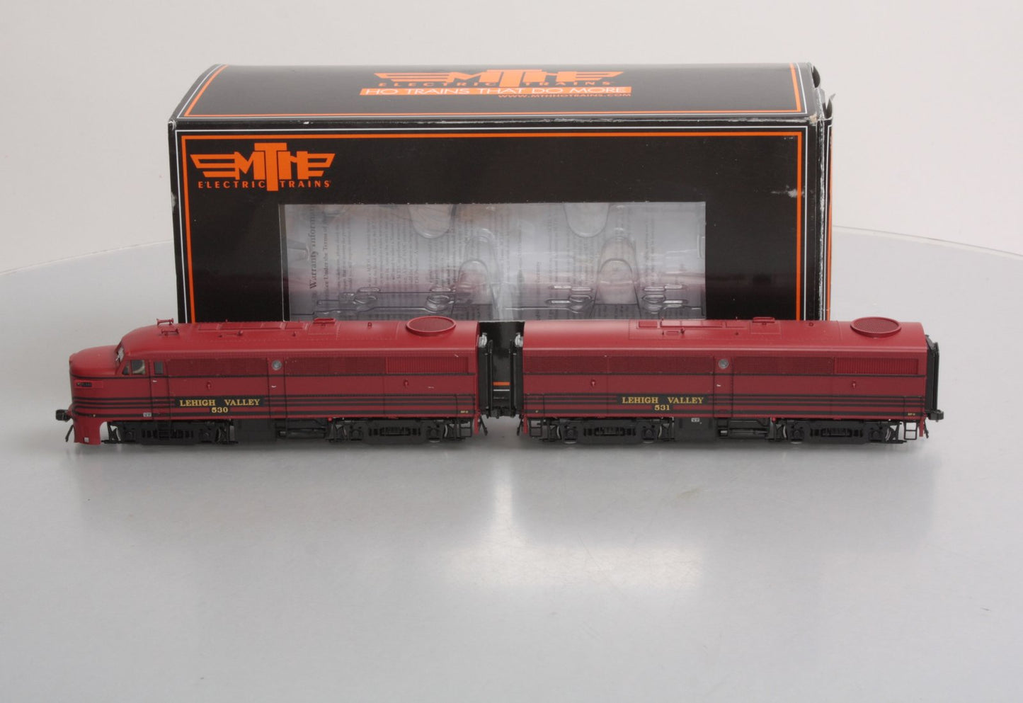 MTH 80-2098-1 HO Lehigh Valley Alco FA-1 A/B Set w/Proto-Sound 3.0 (Set of 2)