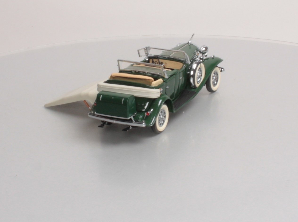 Danbury Mint 1932 1:24 Diecast 1932 Cadillac V-16 Sport Phaeton NIB