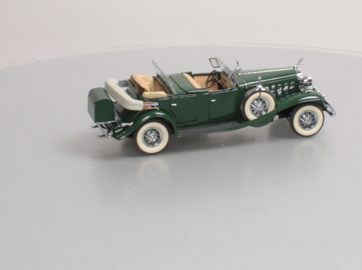 Danbury Mint 1932 1:24 Diecast 1932 Cadillac V-16 Sport Phaeton NIB