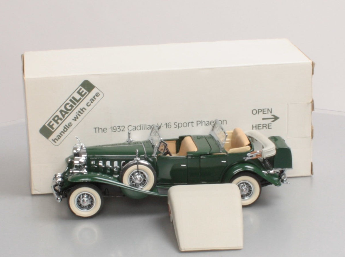 Danbury Mint 1932 1:24 Diecast 1932 Cadillac V-16 Sport Phaeton NIB