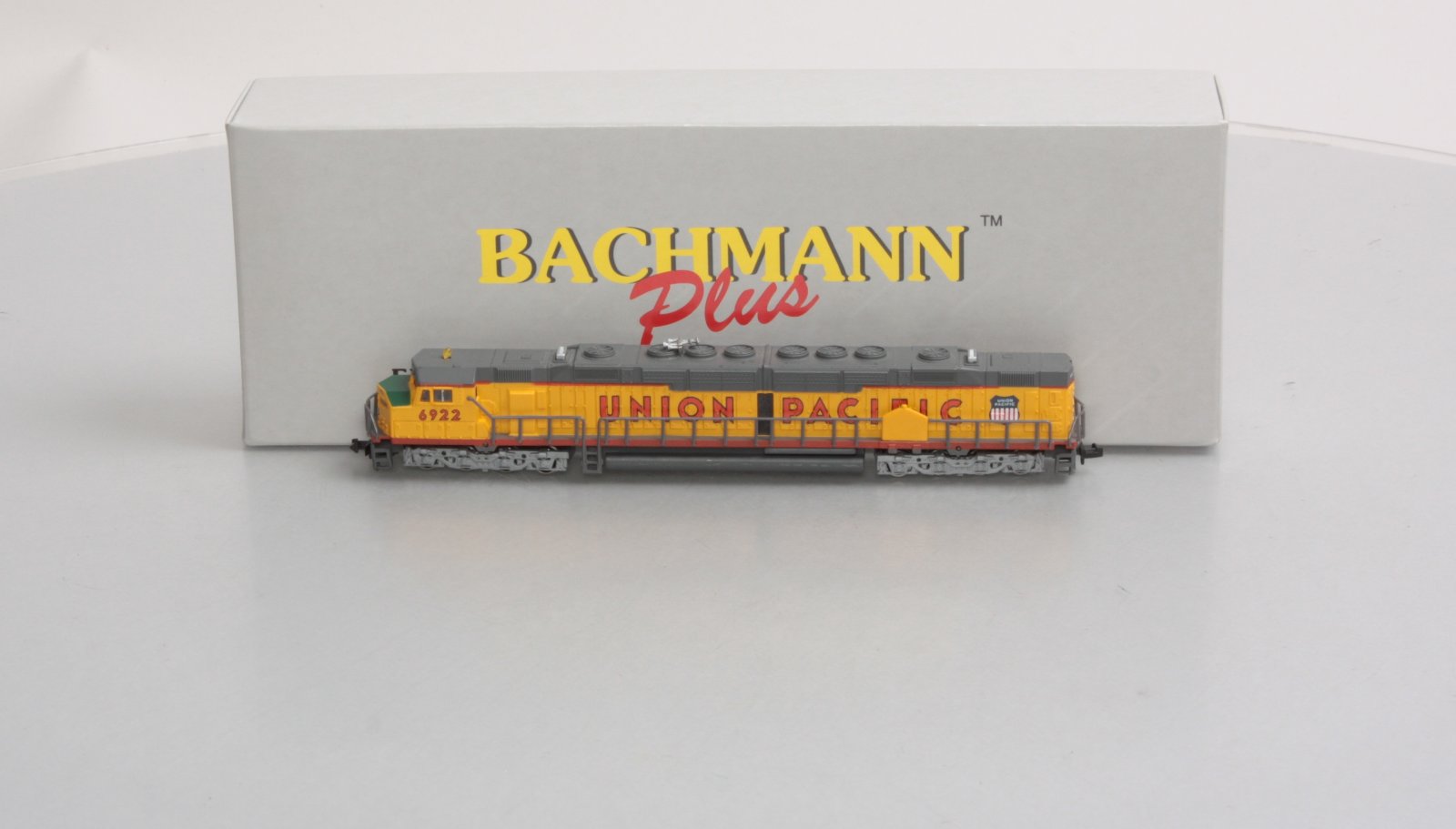 Bachmann 11453 N Scale Union Pacific DD40AX Diesel Locomotive #6922 MT/Box
