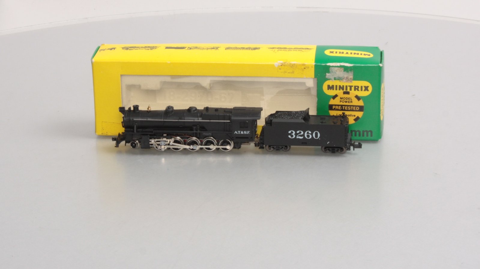 Minitrix 2073 N Scale Steam Locomotive and Tender #3260 LN/Box