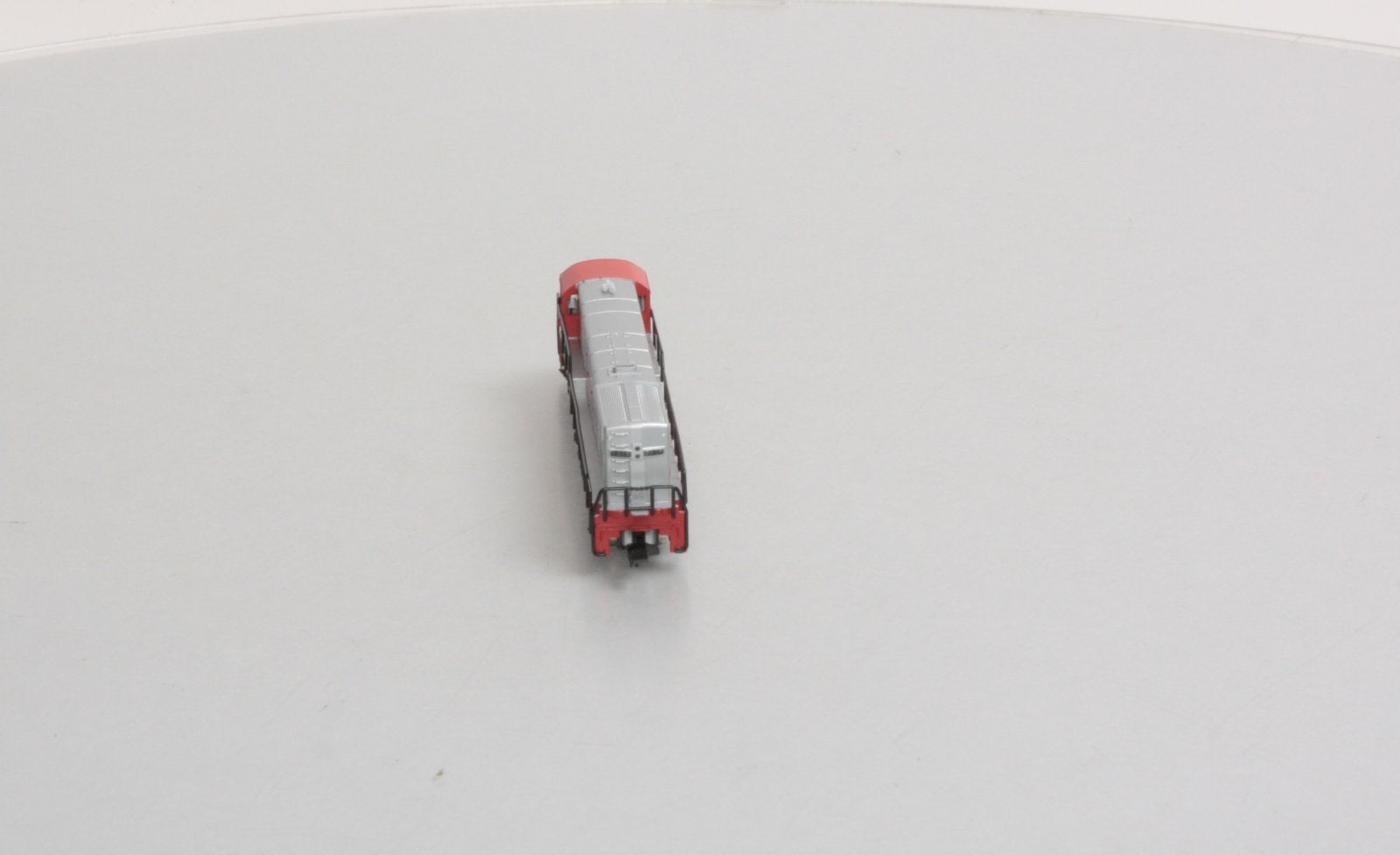 Minitrix T12006 N Scale Santa Fe GEU25B Diesel Locomotive #576 LN/Box