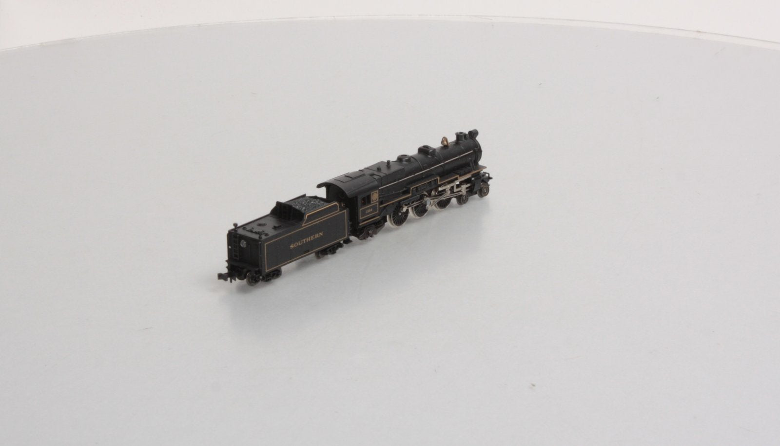 Minitrix 2991 N Scale Southern 4-6-2 Steam Locomotive & Tender #1384 LN/Box