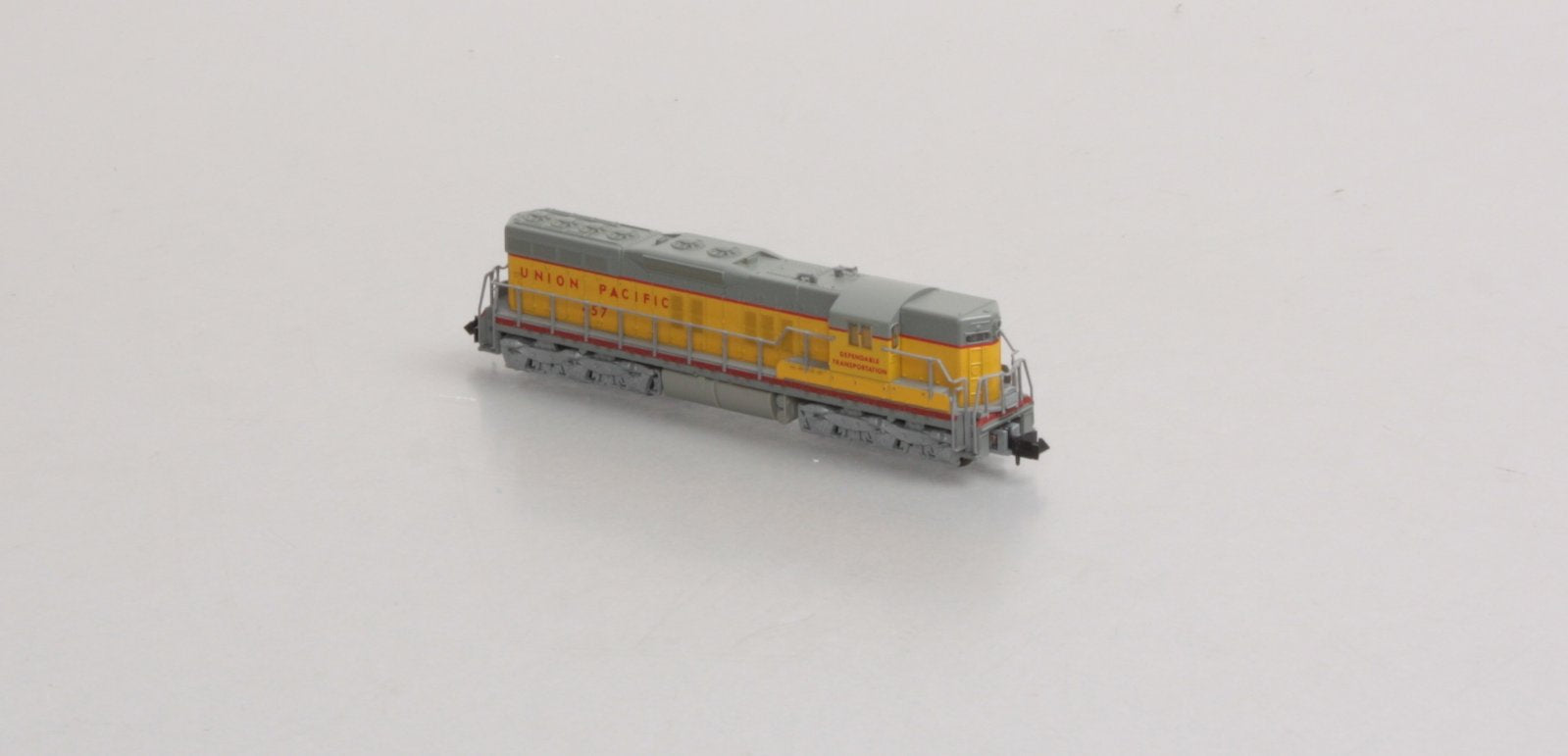 Atlas 4512 N Scale Union Pacific EMD SD7 Diesel Locomotive #457 LN/Box