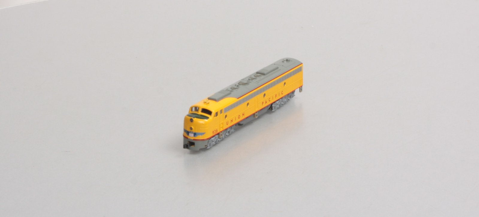 Kato 176-265 N Scale Union Pacific E8/9A Diesel Engine #926 LN/Box