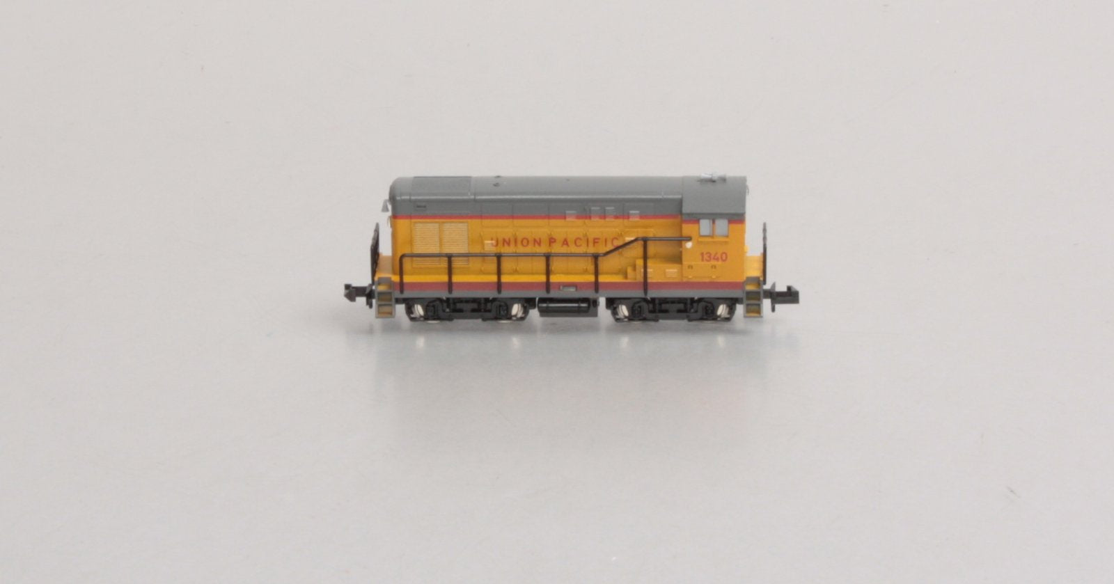 Minitrix 2004 N Scale Union Pacific Switcher Engine EX/Box
