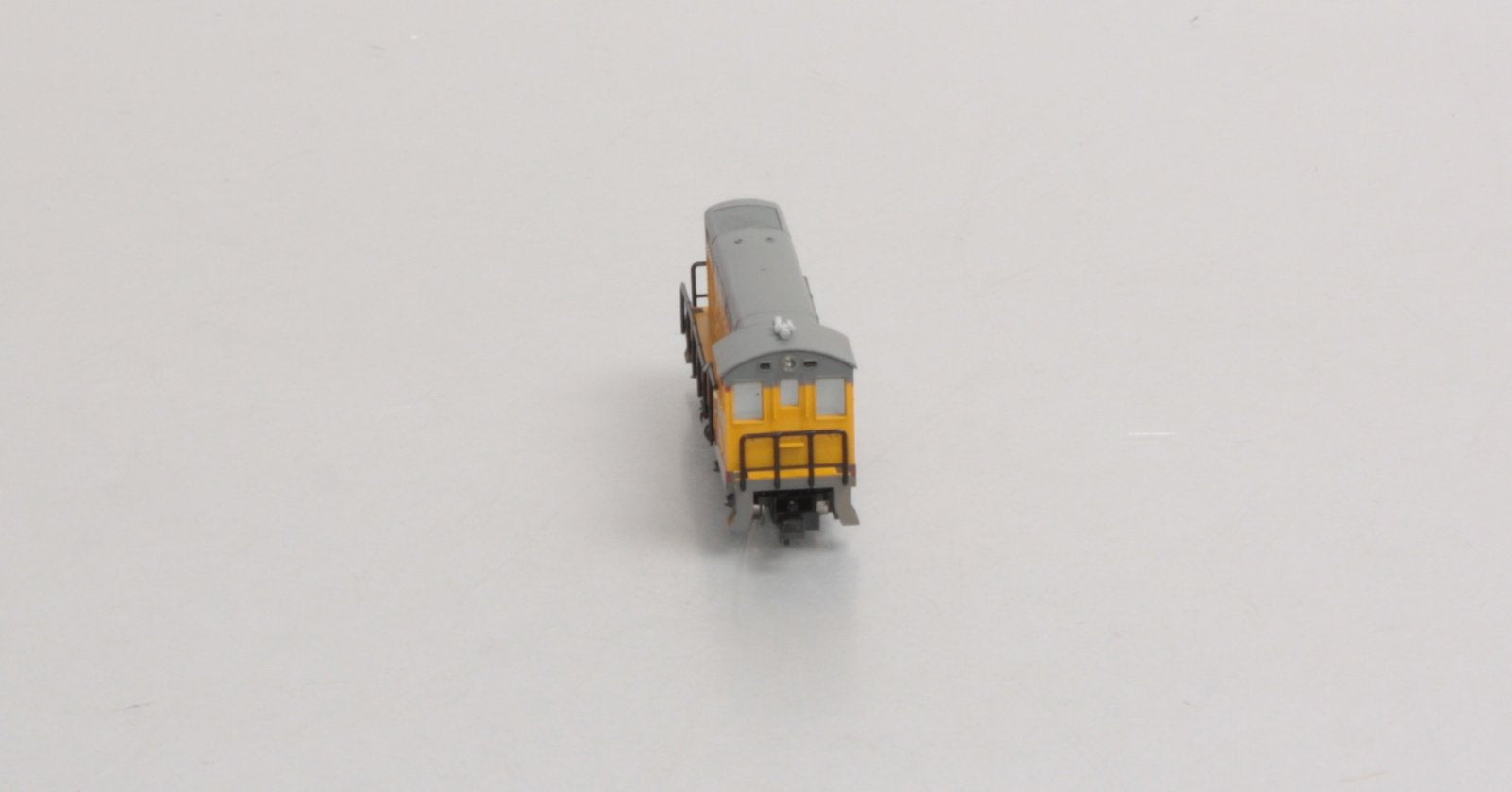 Minitrix 2004 N Scale Union Pacific Switcher Engine EX/Box