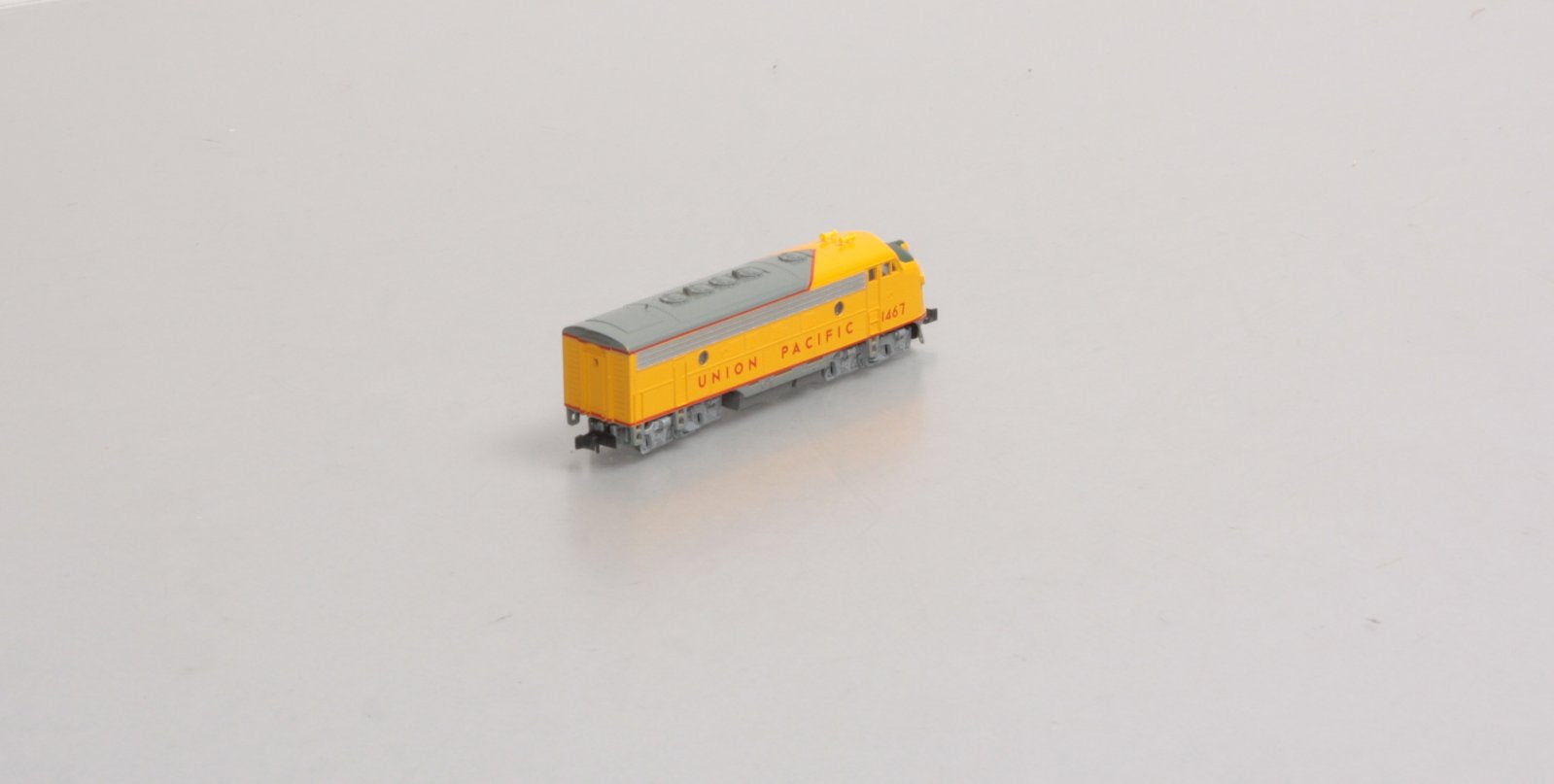 Kato 176-217 Union Pacific F7A Diesel Engine w/Dual Headlight #1467 LN/Box