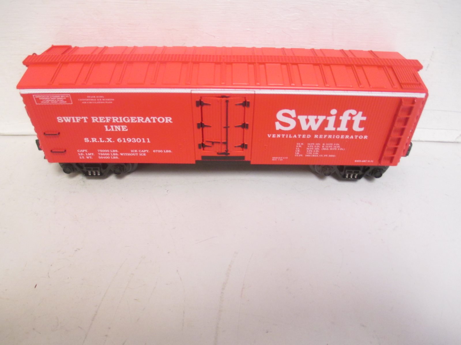 O-Line 138 Swift Meat Reefer #6193011