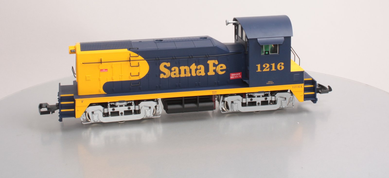 USA Trains 22003 G Santa Fe NW-2 Cow Diesel Locomotive #1216 NIB