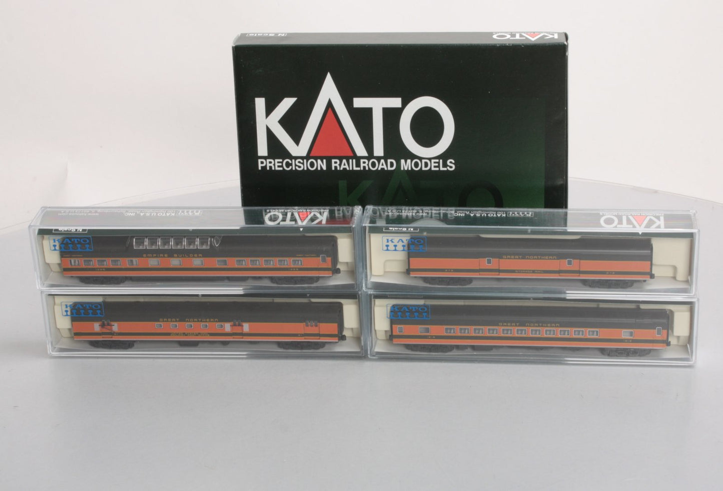 Kato 106-1052 N Scale Great Northern Smoothside Passenger 4-Car Set (Set B) LN/Box