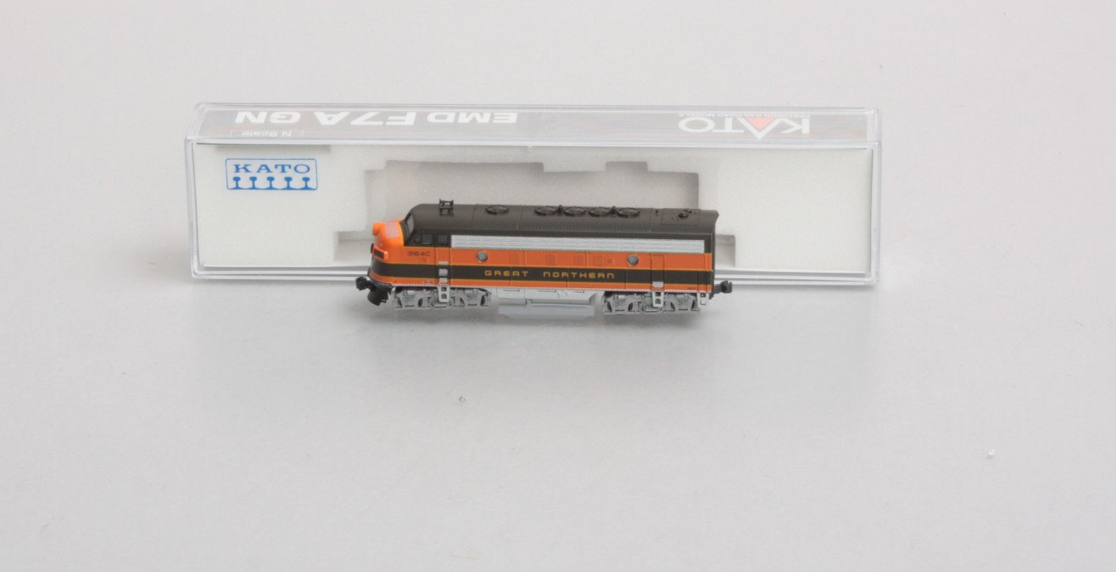 Kato 176-2131 N Scale Great Northern EMD F7A Diesel Locomotive #364C LN/Box