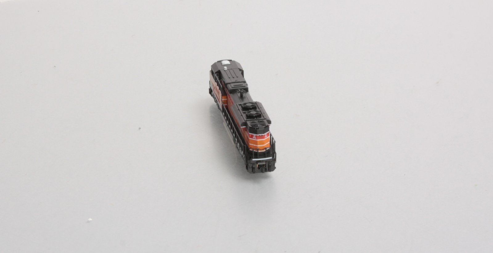 Kato 176-8406 N Scale Southern Pacific SD70ACe Diesel Locomotive