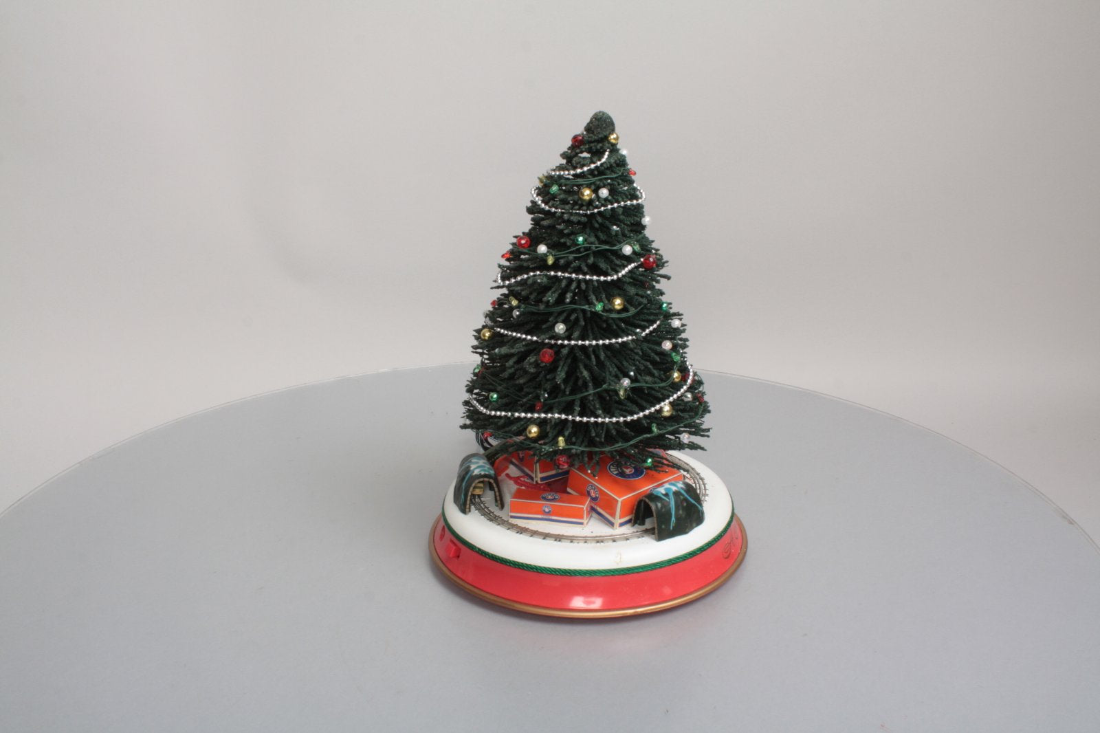 Lionel 6-14125 O Holiday Collection Christmas Tree with 400E Train LN/Box