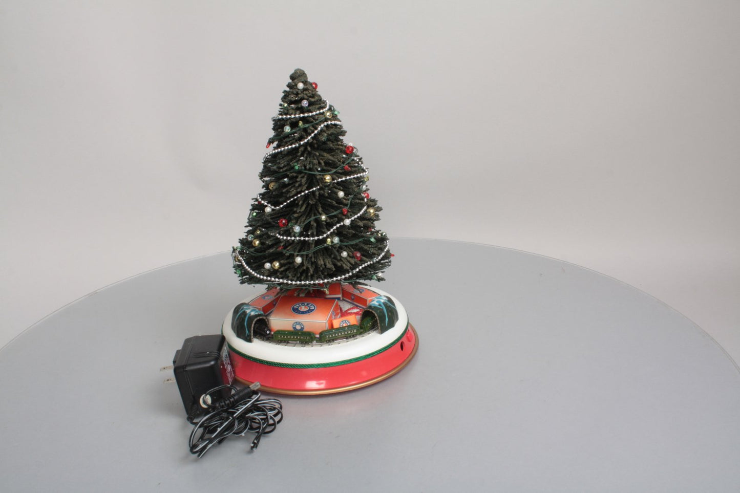 Lionel 6-14125 O Holiday Collection Christmas Tree with 400E Train LN/Box