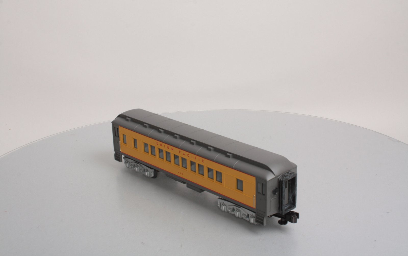 MTH 30-6252-3 O Gauge Railking Union Pacific Madison Coach #418 EX/Box