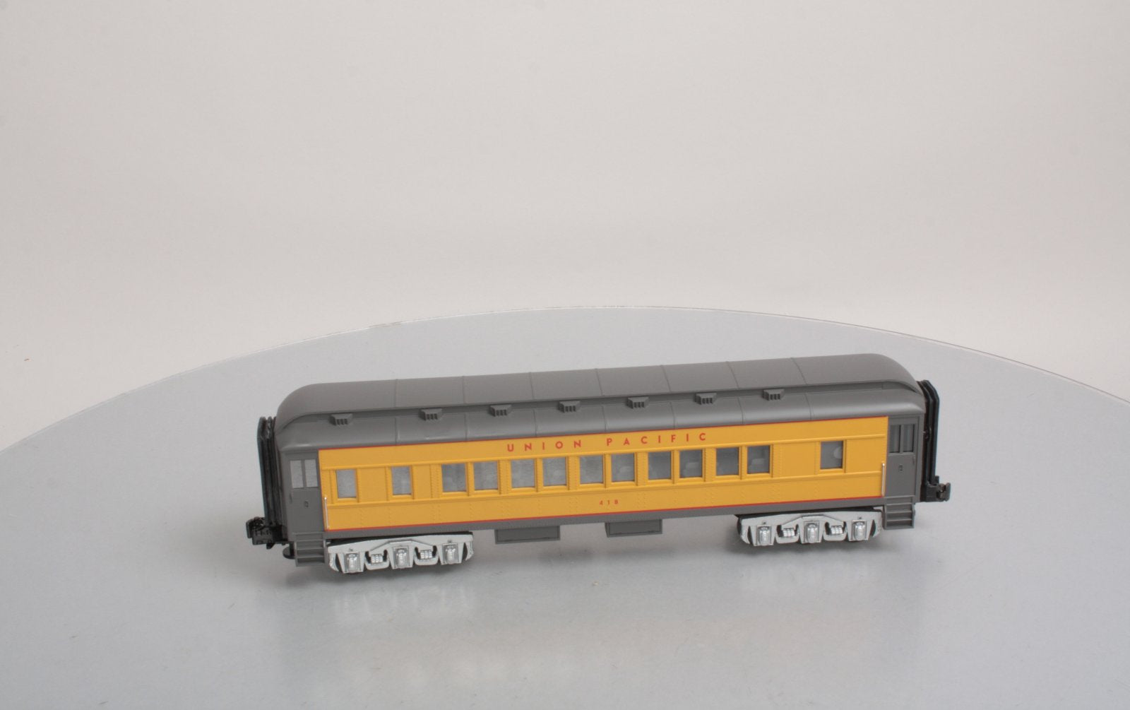 MTH 30-6252-3 O Gauge Railking Union Pacific Madison Coach #418 EX/Box