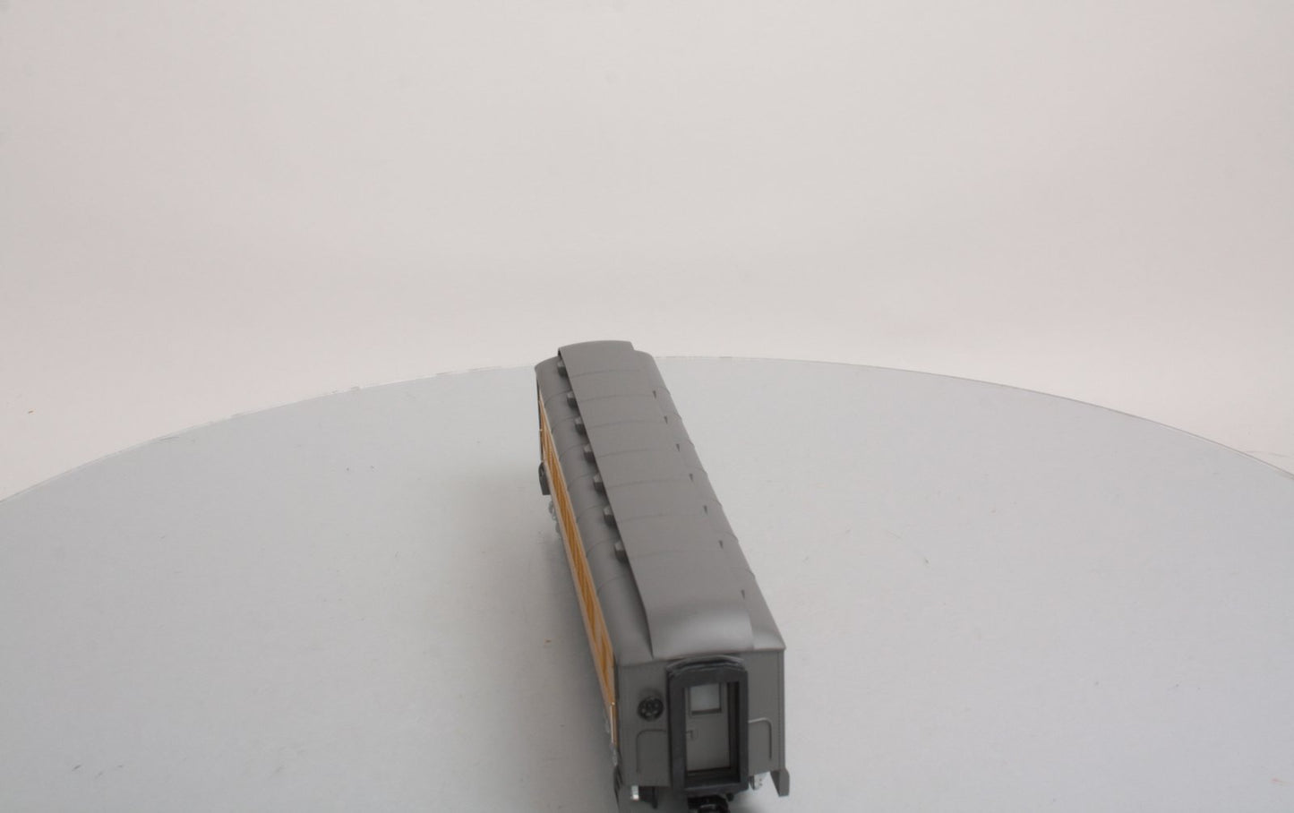 MTH 30-6252-3 O Gauge Railking Union Pacific Madison Coach #418 EX/Box