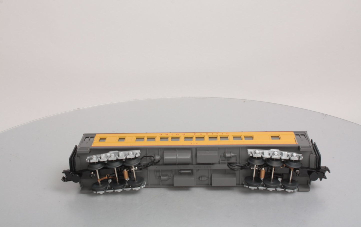 MTH 30-6252-3 O Gauge Railking Union Pacific Madison Coach #418 EX/Box