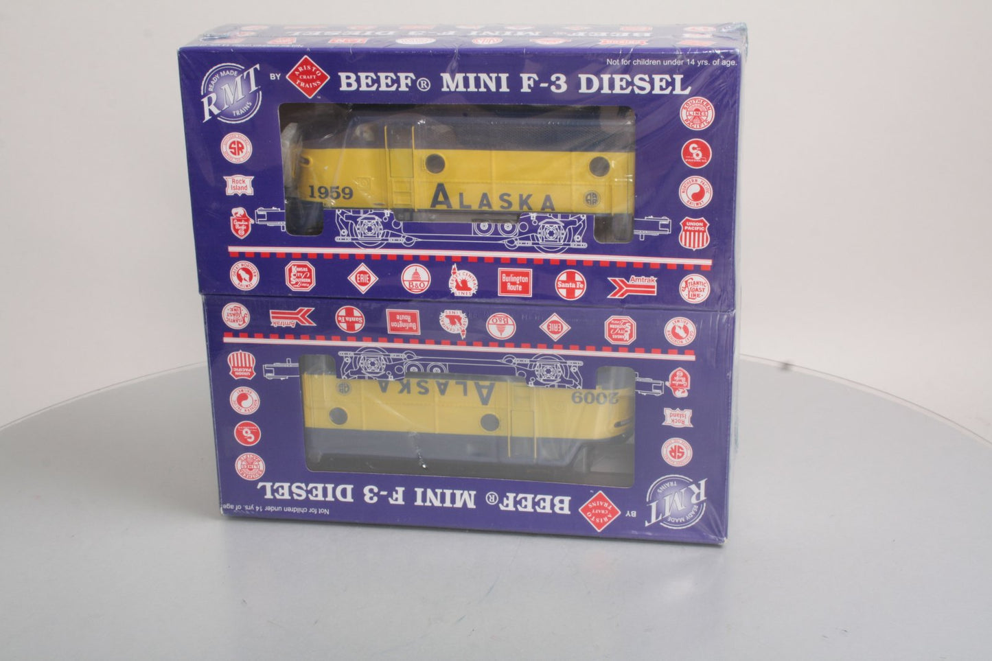 RMT 92633 O Gauge Alaska Beef Mini F-3 A-A Diesel Engine Set  #2009/1959