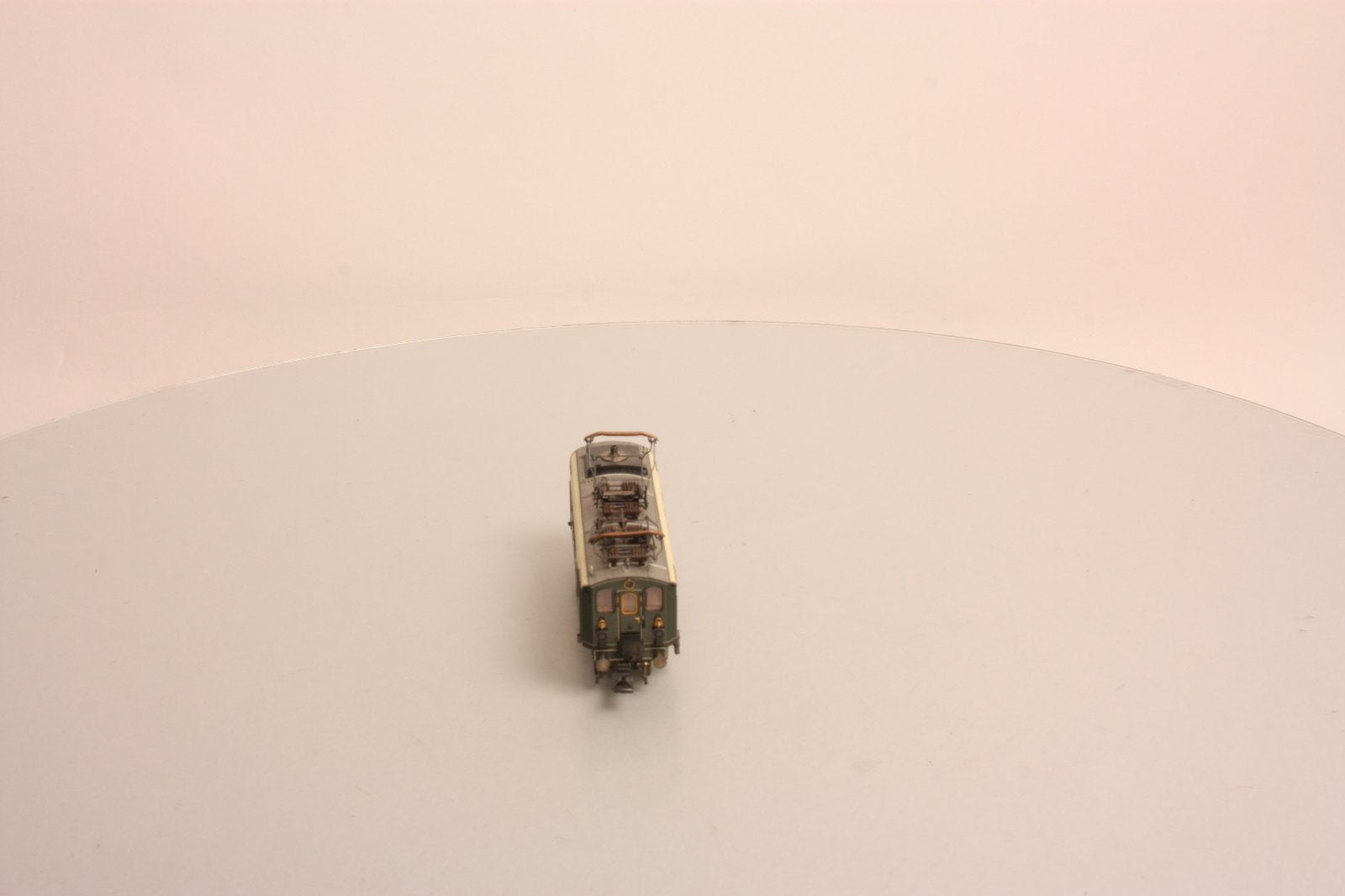 Trix 22557 HO Scale HO Scale Electric Locomotive #20102 LN/Box