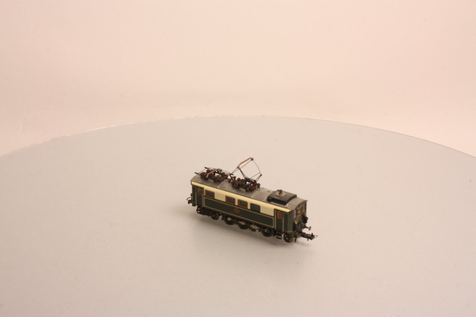 Trix 22557 HO Scale HO Scale Electric Locomotive #20102 LN/Box