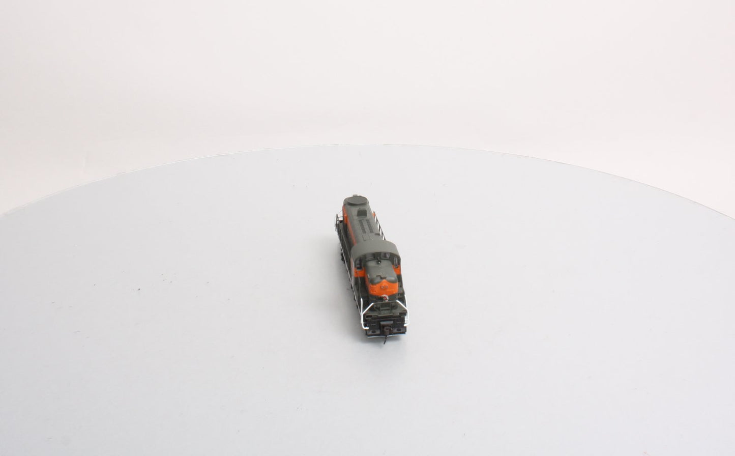 Atlas 42056 HO Great Northern RS-3 #229 Diesel Locomotive Standard DC #229