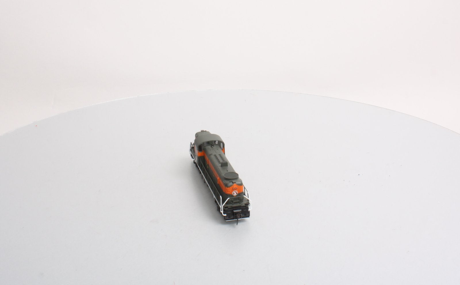 Atlas 42056 HO Great Northern RS-3 #229 Diesel Locomotive Standard DC #229