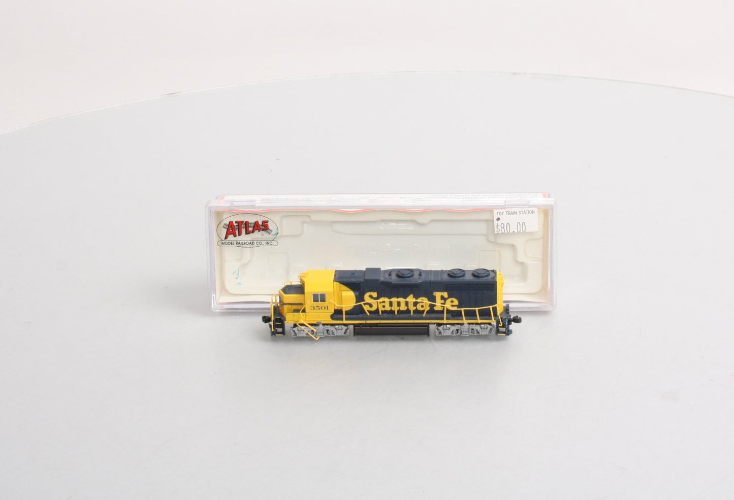 Atlas 49805 N Scale Santa Fe GP-38 Powered Diesel Locomotive LN/Box