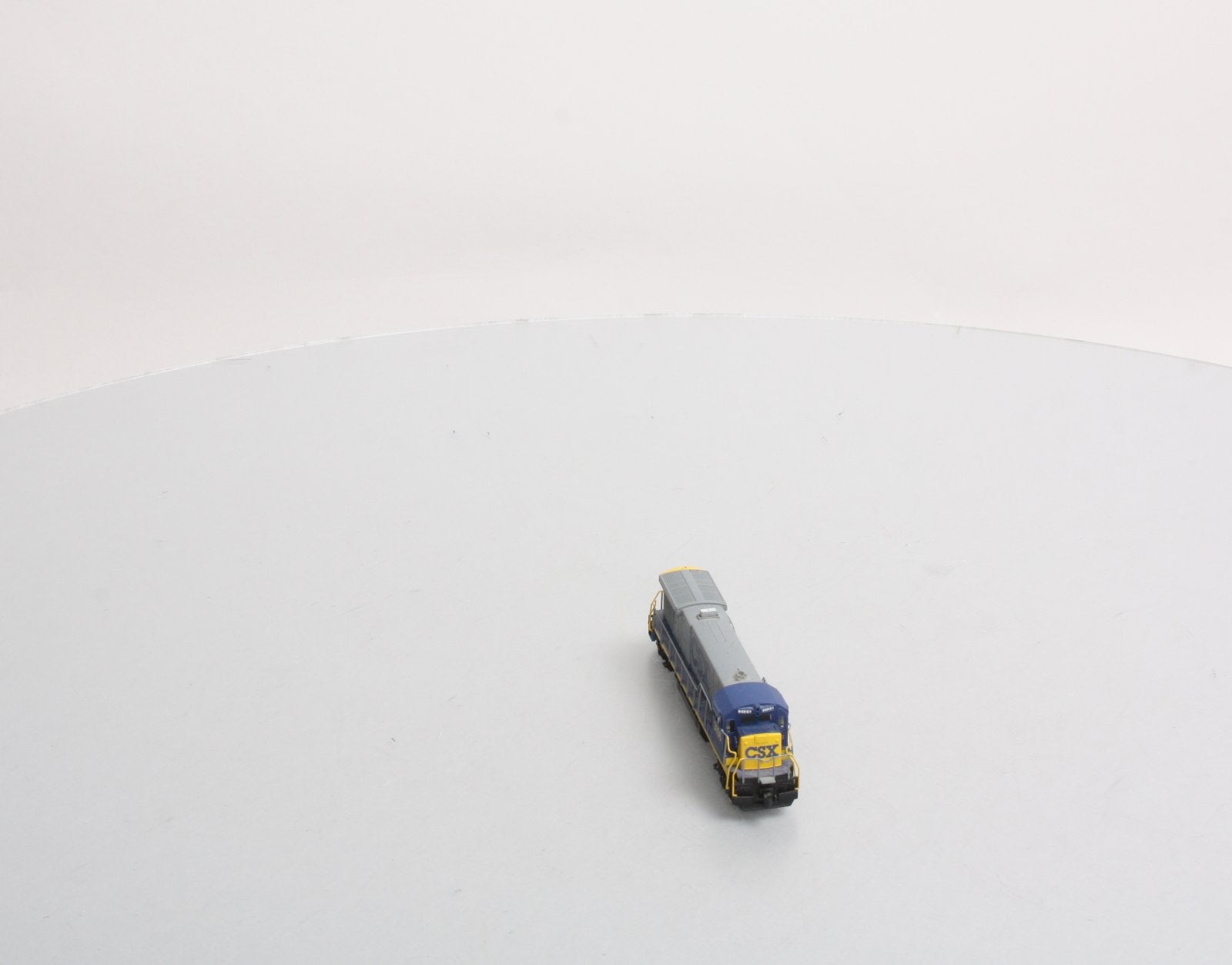 Atlas 49716 N Scale CSX B23-7 Powered Diesel Locomotive #3106