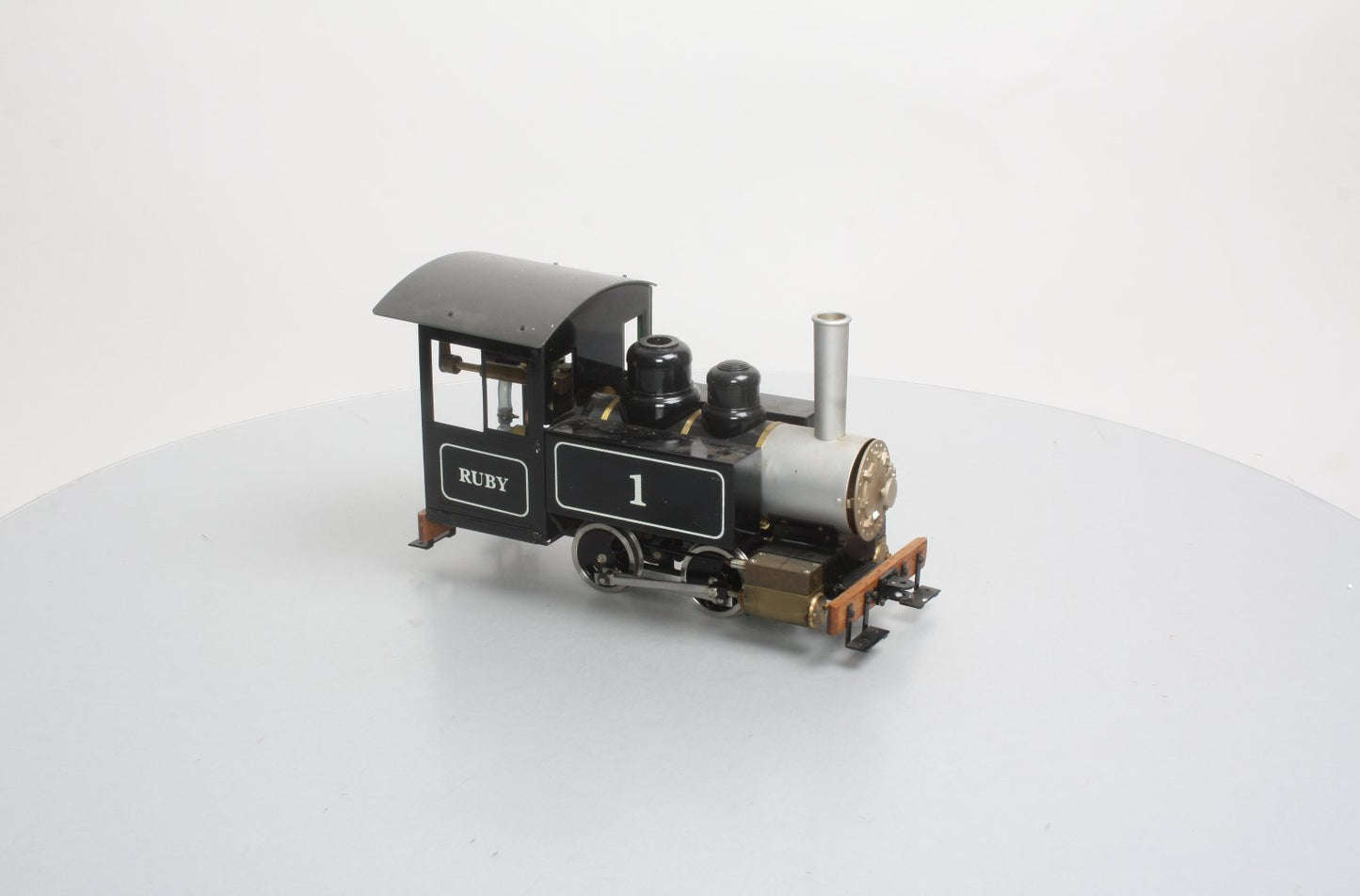 Accucraft AC77-010 1:20.3 Ruby 0-4-0 Live Steam Tank Engine #1