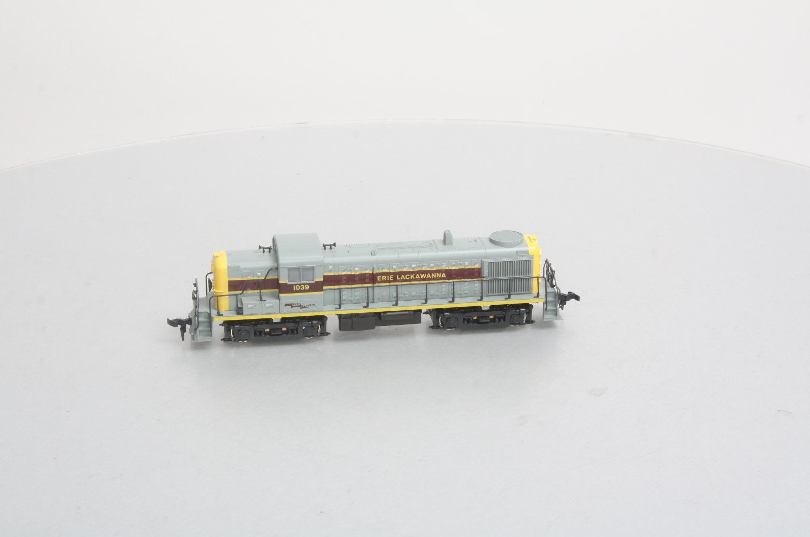 Atlas 7077 HO Erie Lackawanna RS-3 Diesel Locomotive Road #1039 LN/Box