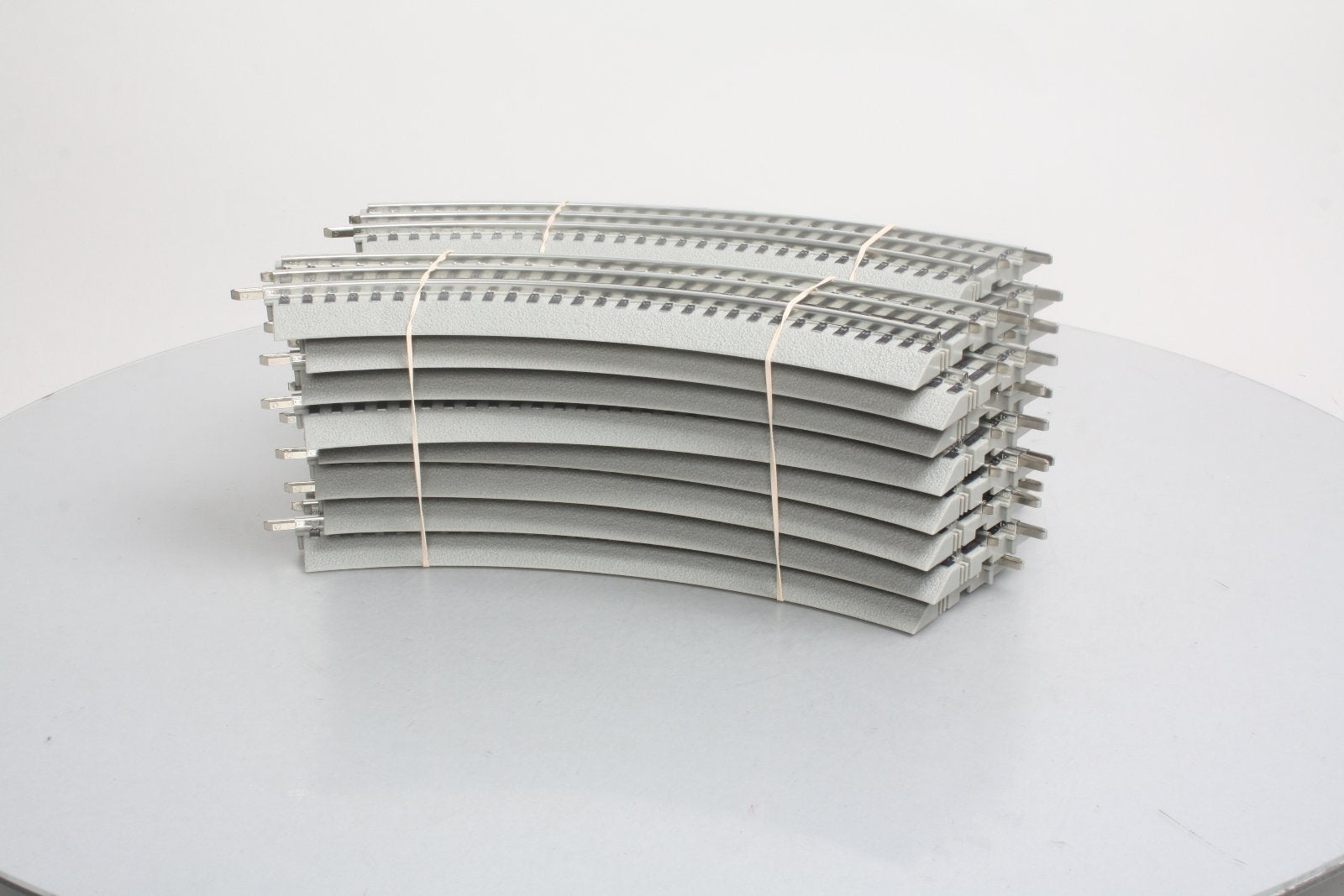 Lionel 6-37103 0-31 Curved FasTrack Sections (16) EX