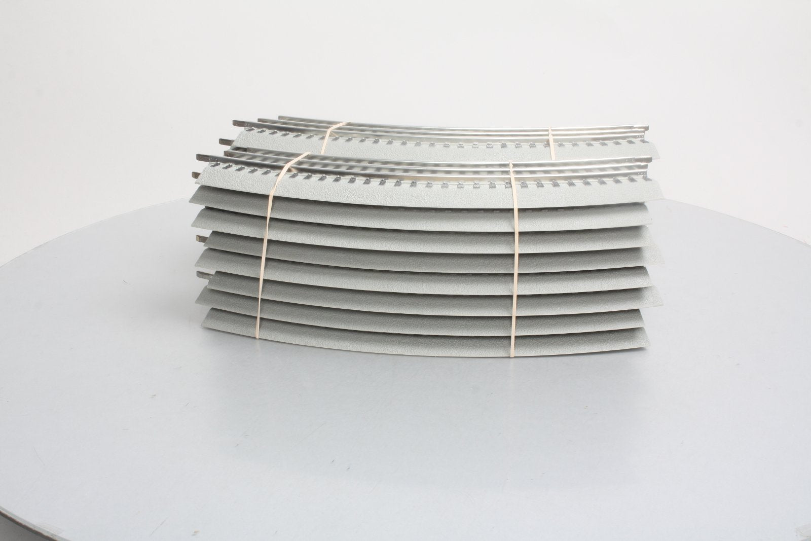 Lionel 6-37103 0-31 Curved FasTrack Sections (16) EX