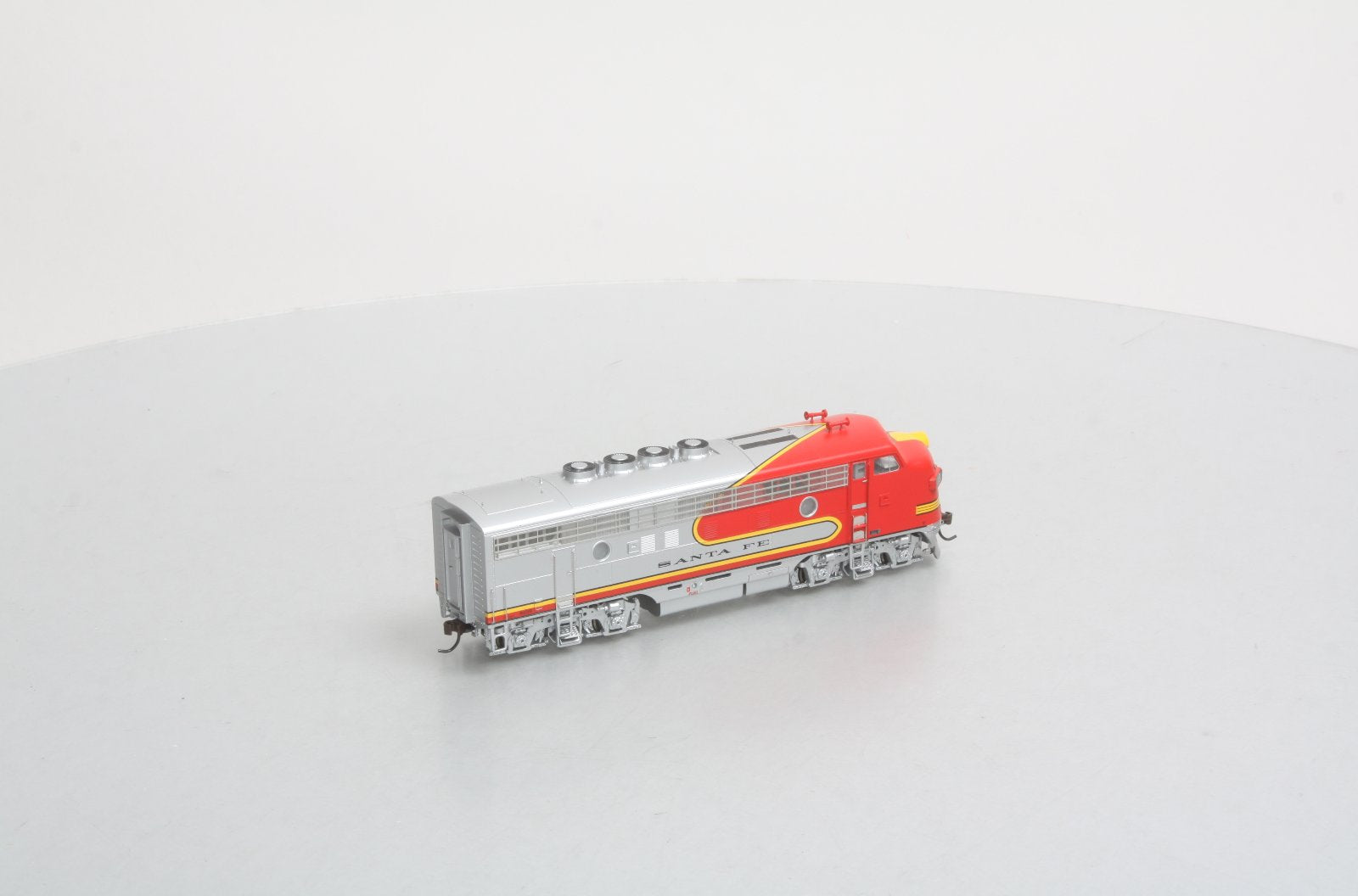 Athearn G2007 HO Scale Santa Fe F3A Diesel Locomotive #19L LN/Box