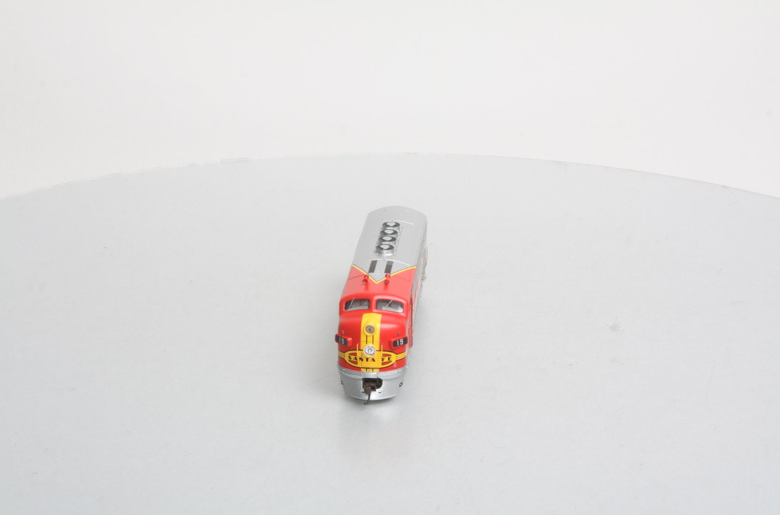 Athearn G2007 HO Scale Santa Fe F3A Diesel Locomotive #19L LN/Box