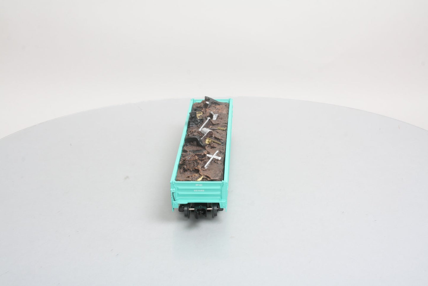 Lionel 6-82860 O Gauge Penn Central PS-5 Gondola #557065 With Scrap Load LN/Box