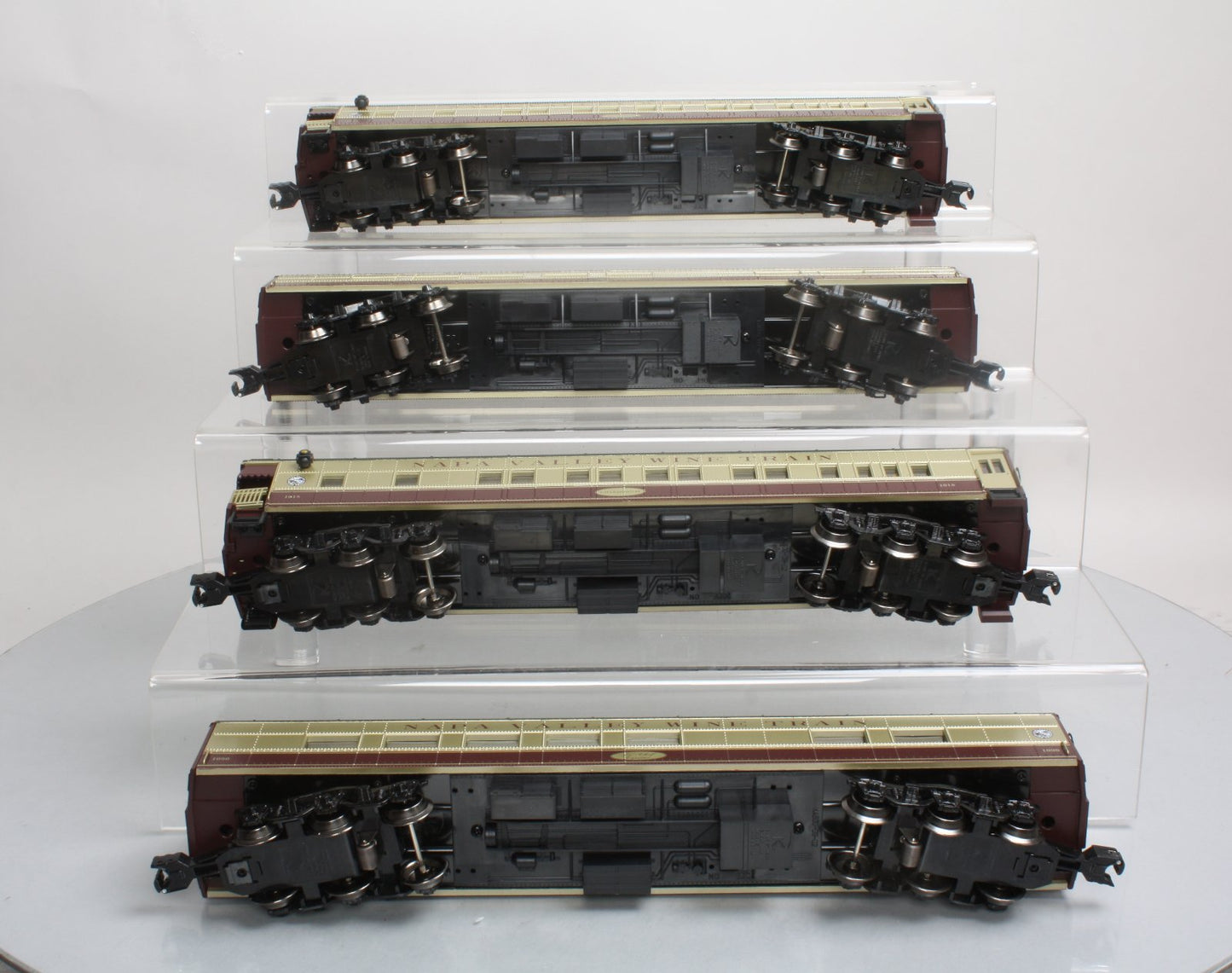 Lionel 6-22613 O Napa Valley 15'' Heavyweight Passenger Car 4-Pack