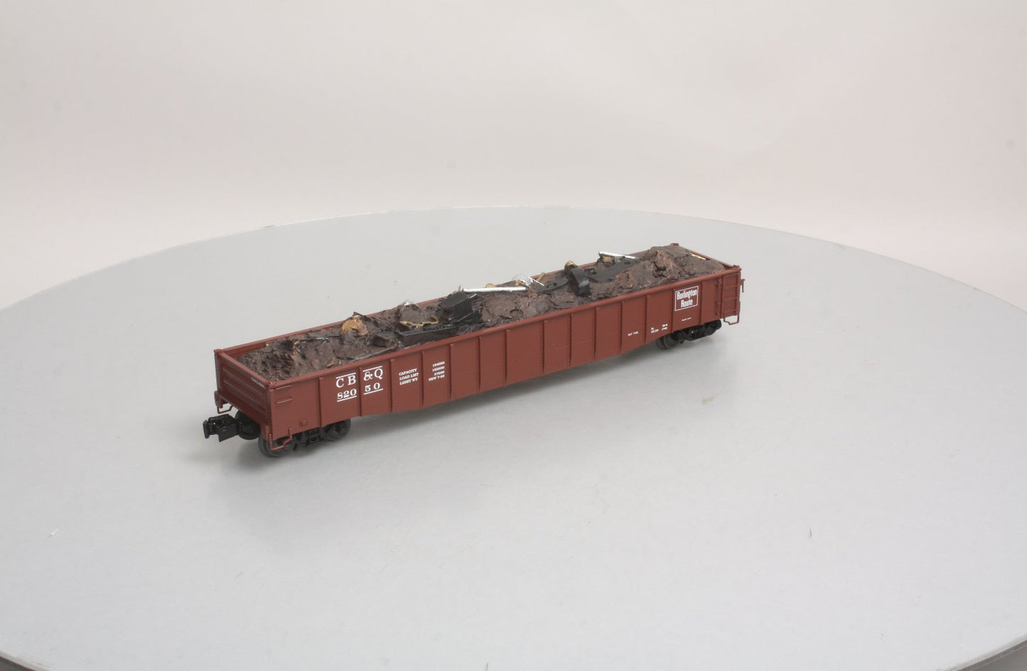 Lionel 6-82863 O Chicago, Burlington & Quincey 52'6" Gondola with Load #8250