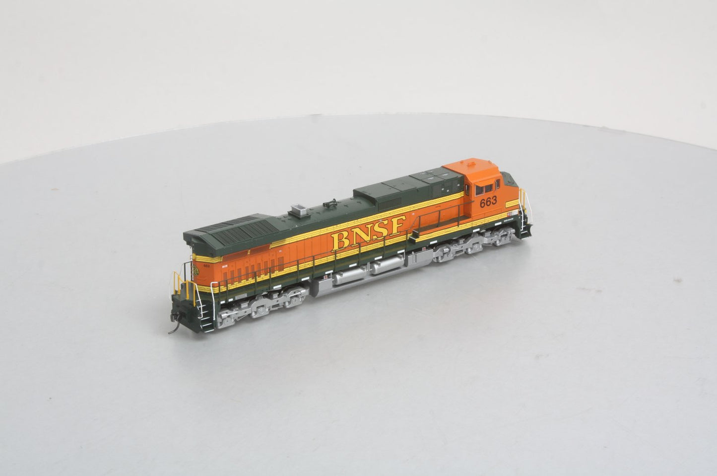 Athearn 77956 HO Scale BNSF "H2" Dash 9-44CW Diesel Locomotive LN/Box