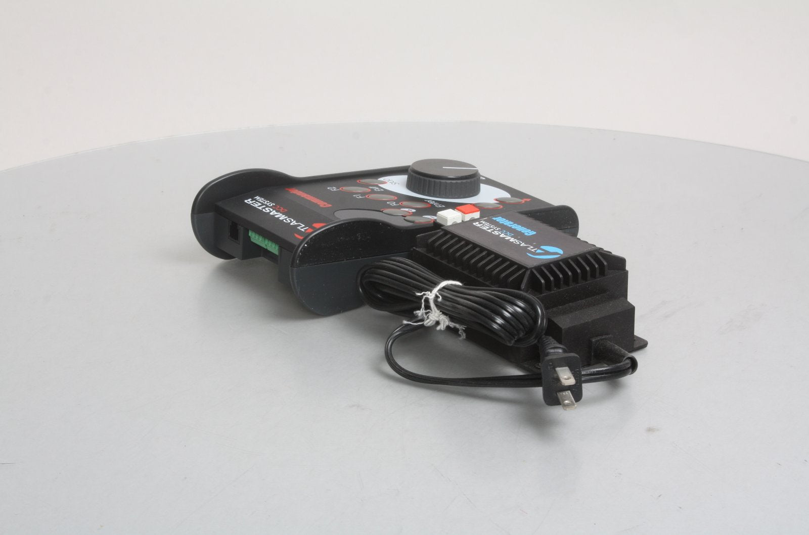 Atlas 332 DCC Duo-Pack for Commander & Control