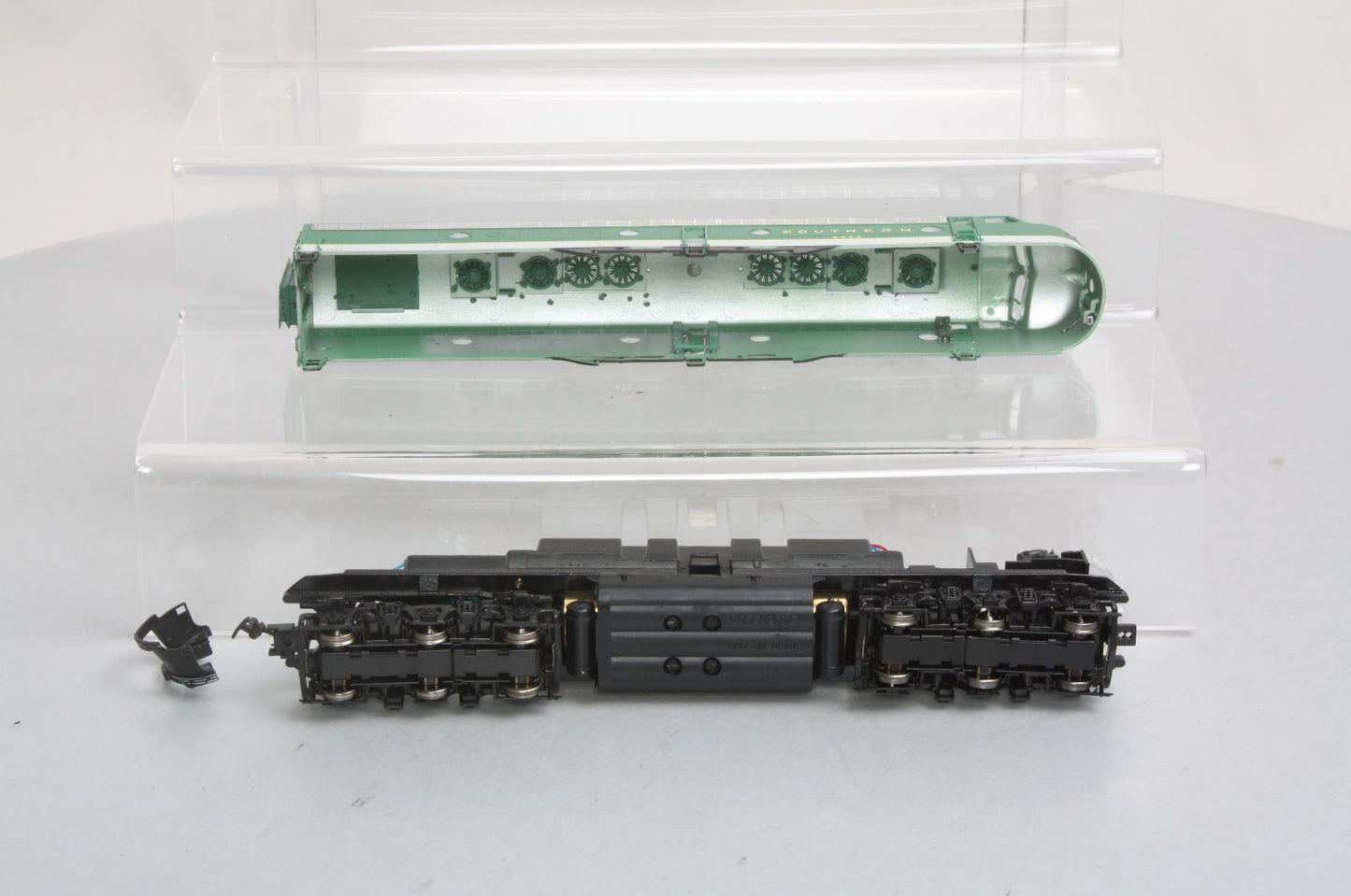 Proto 2000 8716 HO Southern E8/9 Diesel Locomotive #2923 LN/Box