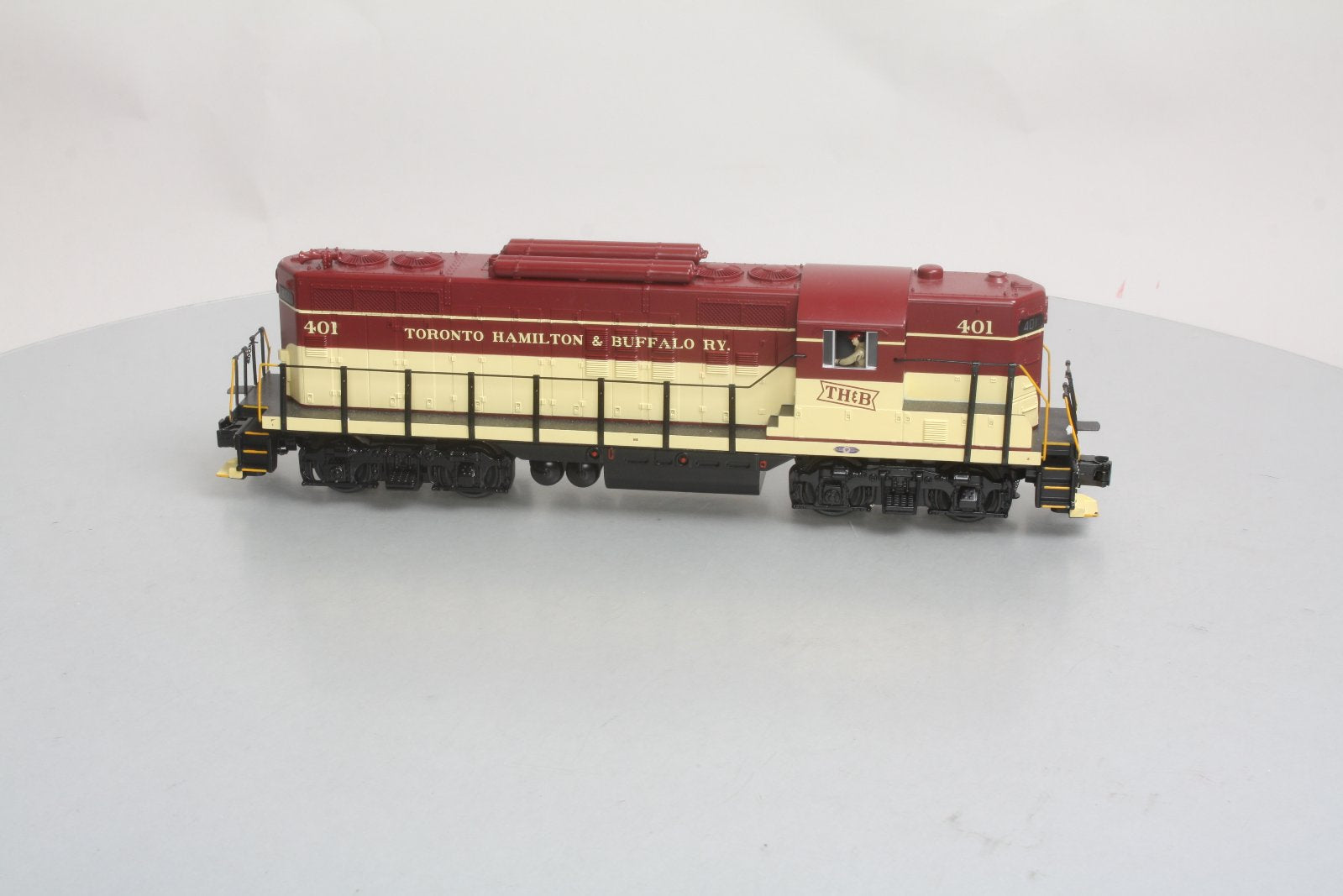 MTH 30-2982-1 TH&B GP-9 Diesel Engine w/Proto-Sound 2.0 #401