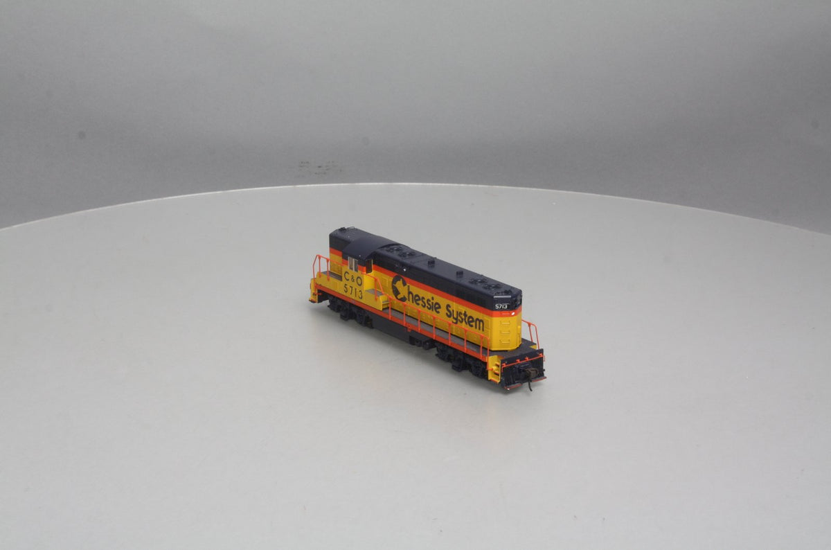 Atlas 8427 HO Chessie Systems GP-7 Diesel Locomotive #5713 LN/Box