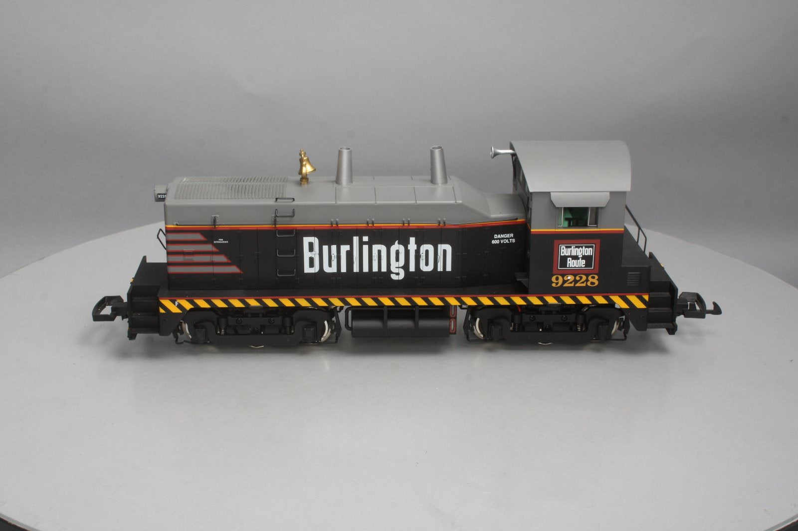 USA Trains 22012 G Burlington Route EMD NW-2 Calf Powered Diesel Locomotive LN/Box