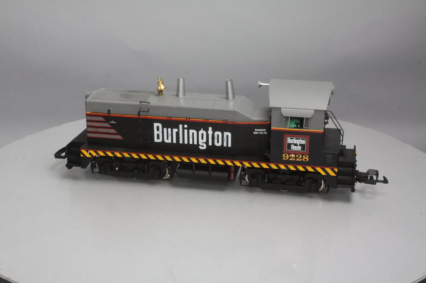 USA Trains 22012 G Burlington Route EMD NW-2 Calf Powered Diesel Locomotive LN/Box