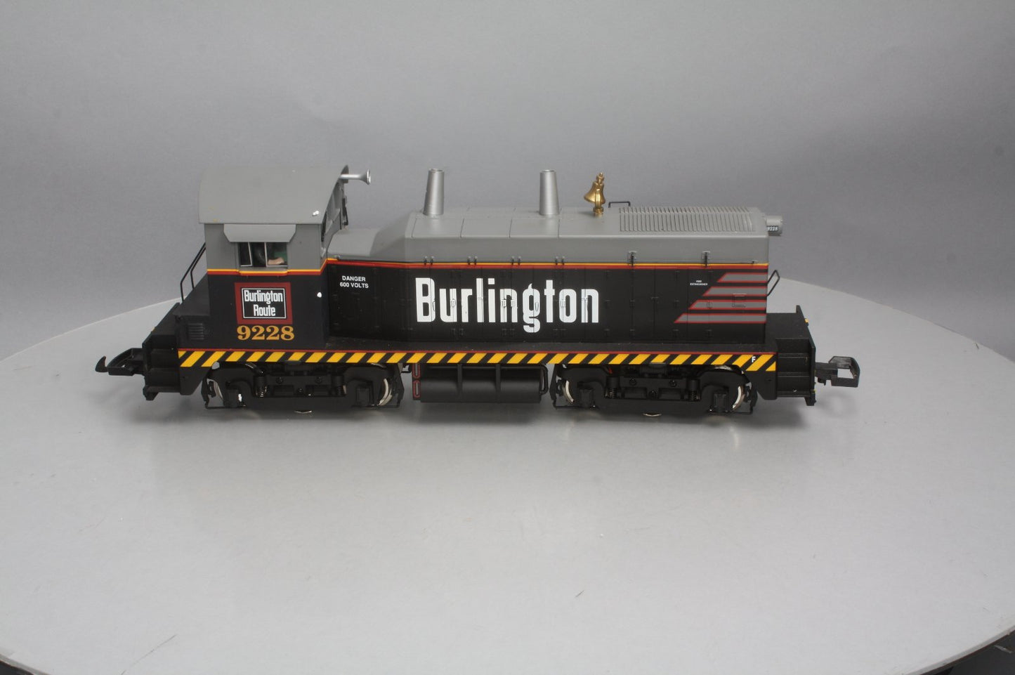 USA Trains 22012 G Burlington Route EMD NW-2 Calf Powered Diesel Locomotive LN/Box